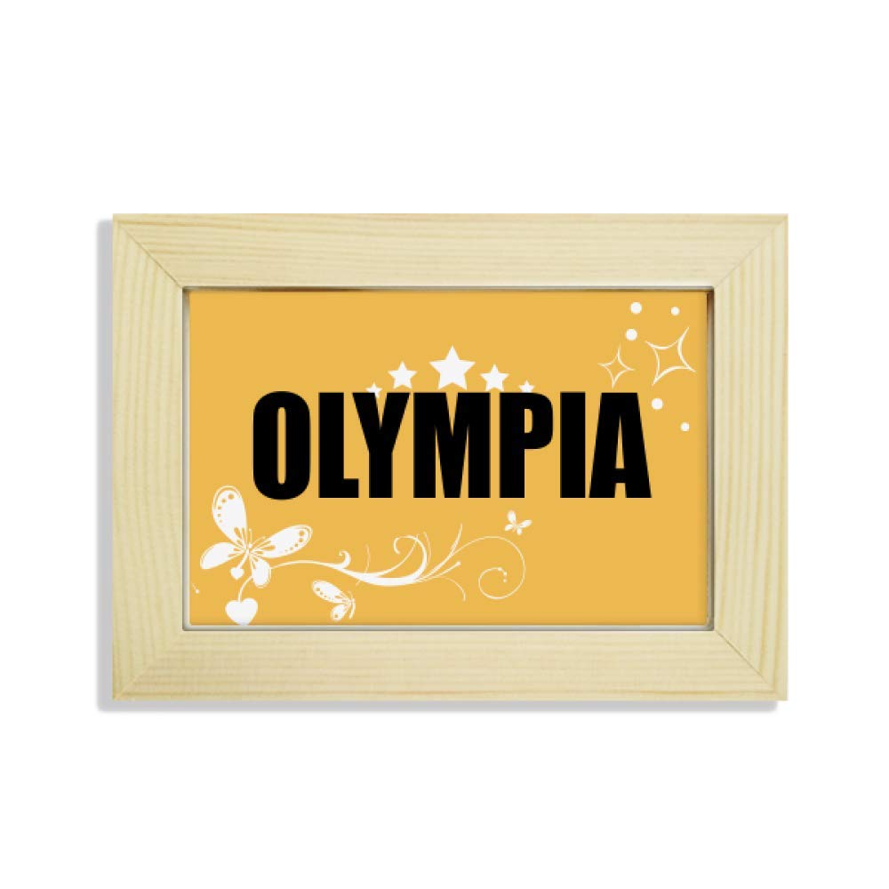 Escritorio de Madera con Marco de Fotos y Pintura de Flores inspirada en la Ciudad de Olimpia