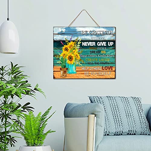 Plaque murale en bois durable gravée Be Grateful pour décoration sobre - 2