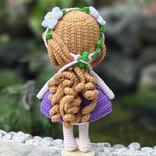 Muñeca Princesa Hecha a Mano en Crochet con Cabello Nublado miniatura 3