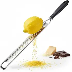 Ralador Zester Profissional Aço Inox com Lâmina Fina para Cítricos Limão, Queijo Parmesão, Gengibre, Alho, Chocolate e Noz Moscada | Design Ergonômico com Capa de Proteção