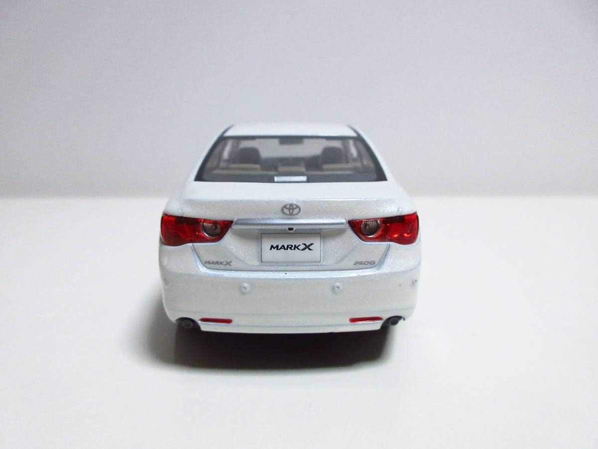 1/30 ミニカー マークX MARK X 130系 前期 非売品 カラーサンプル