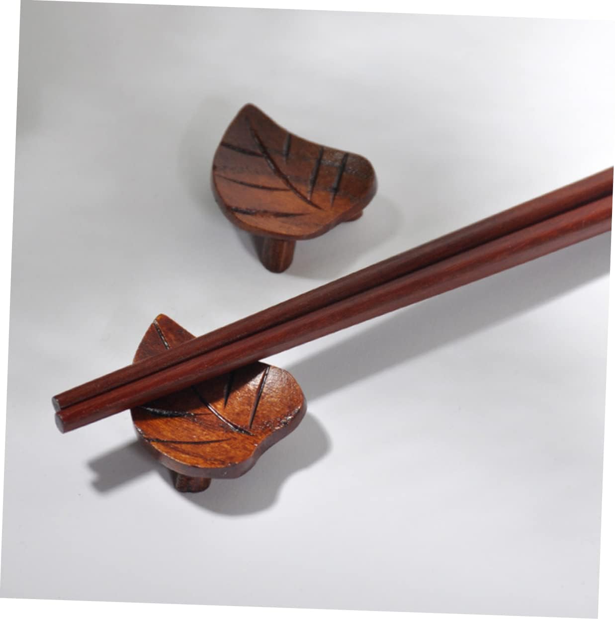 2pcs Wooden Decorative Leaf-shaped Chopstick Rest for Dining Table Spoons