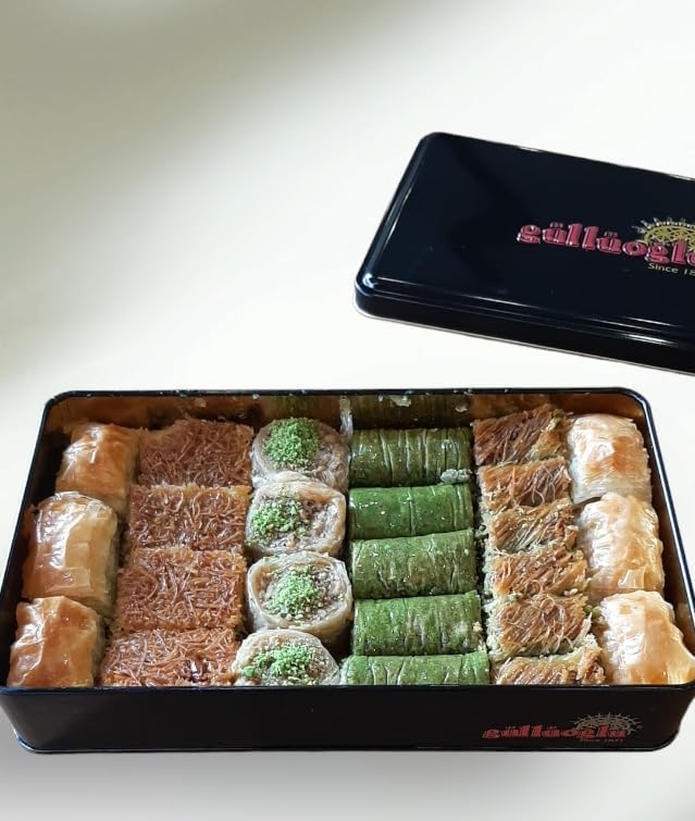 Gulluoglu Assorted Turkish Baklava 25 pieces (1.76lb - 800gr), tin box, daily fresh shipment from Istanbul/Turkey