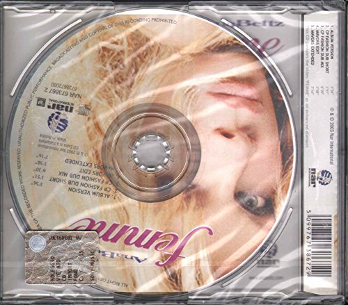 femme 1 Femme (Album Version) 3:56 2 Femme (CP Fashion Dub Short) 3:51 3 Femme (CP Fashion Dub Mix) 6:30 4 Femme (Mavors Edit) 3:58 5 Femme (Mavors Extended) 7:16 Video Femme – vue 2