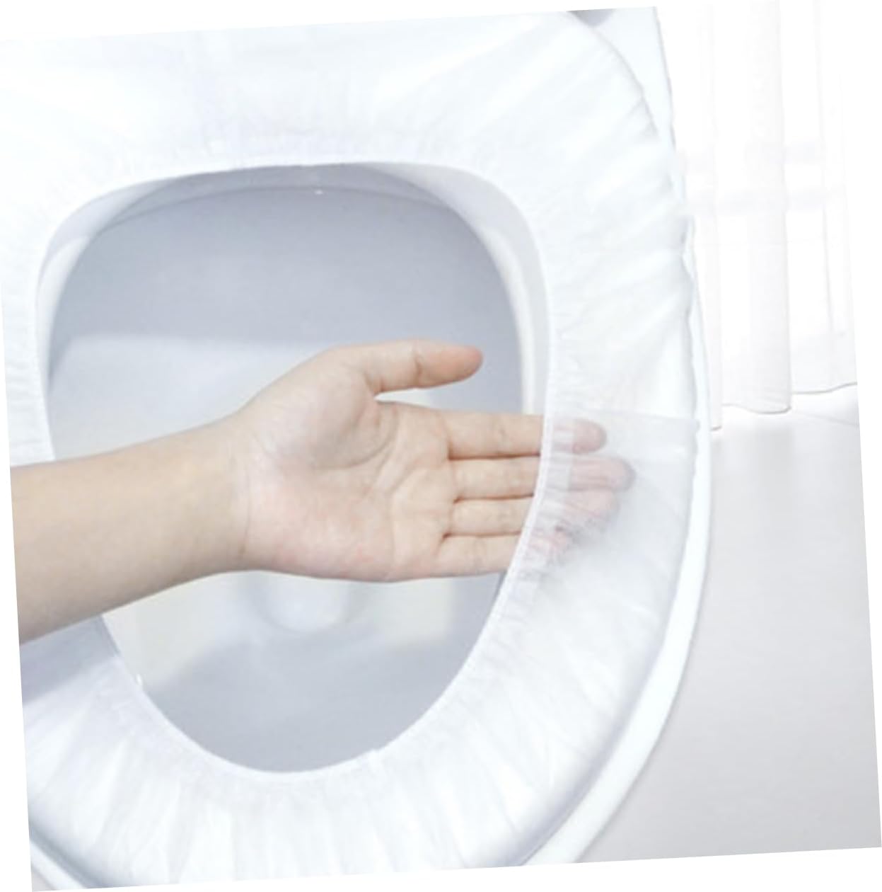 Ciieeo 50pcs Disposable Non-Woven Toilet Seat Covers Perfect for Travel Public Bathrooms