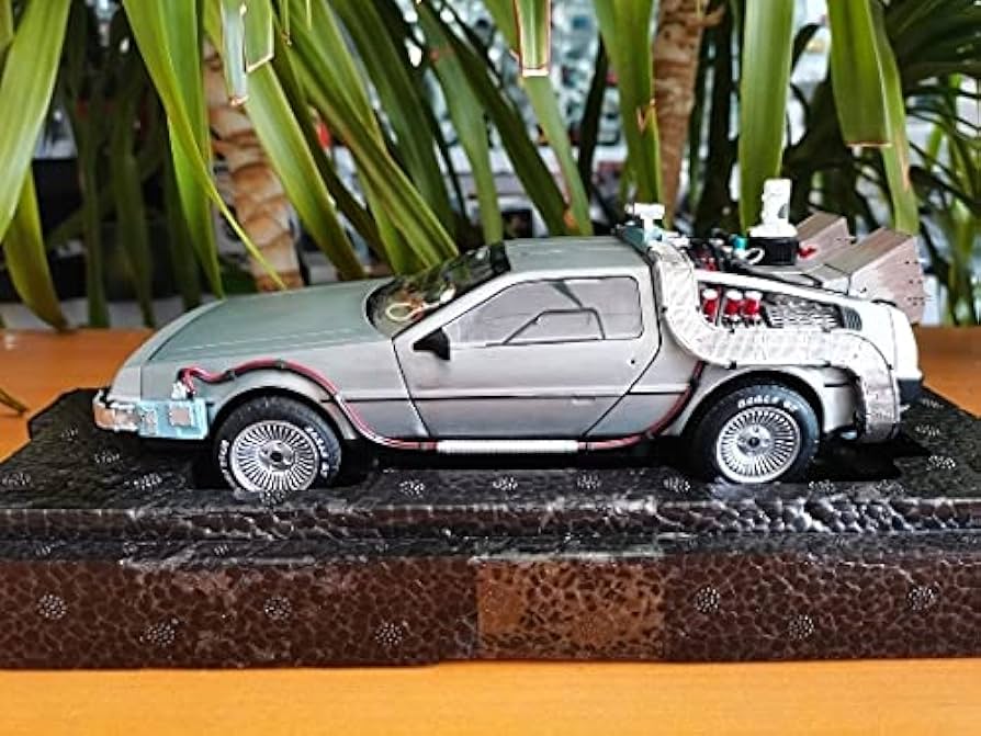 かぁくさん専用バック・トゥ・ザ・フューチャー リアン 1/18 かぁくさん専用バック・トゥ・ザ・フューチャー リアン 1/18