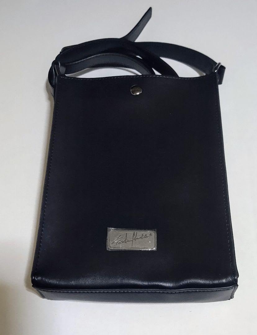 横浜流星 さん オフィシャルグッズ ショルダーバック Amazon.co.jp: 横浜流星 グッズ ショルダーバッグ : おもちゃ