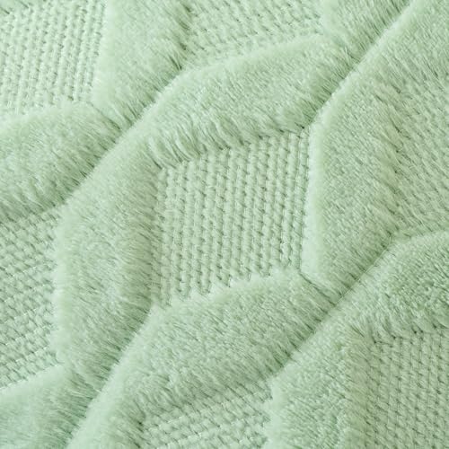 Volcanics Pack of 2 Faux Wool Throw Pillow Covers 20x20 Inches Decorative Farmhouse Velvet Couch Pillow Case Soft Plush Square Boho Cushion Pillowcase, Sage Green