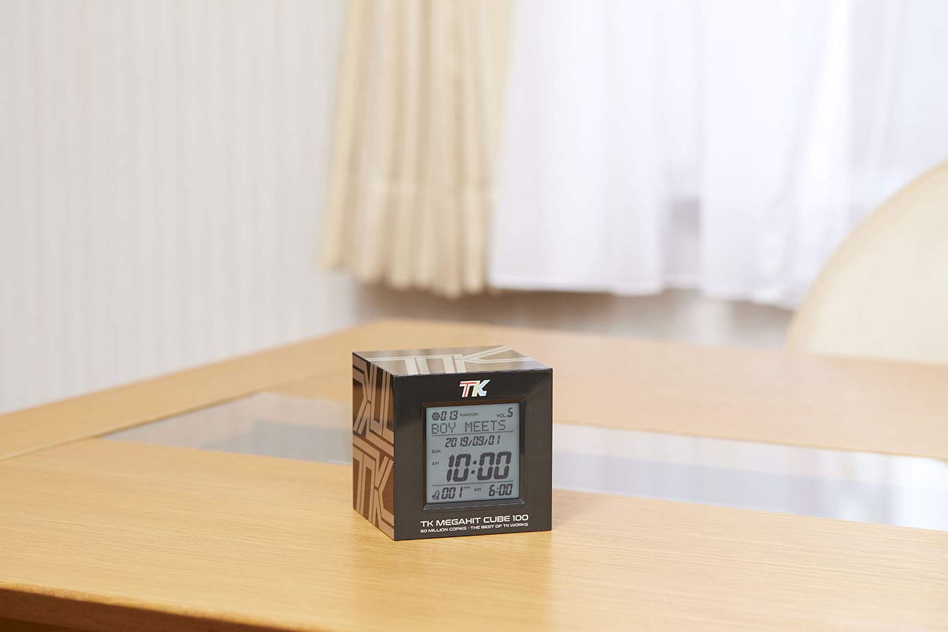 Amazon.co.jp: TKメガヒットキューブ100（アダプター付） ランダム