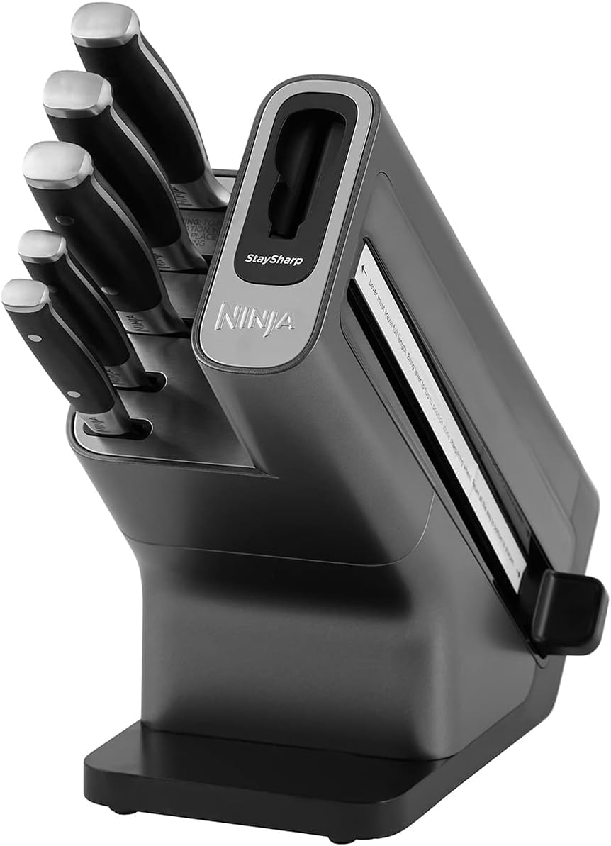 NinjaFoodi StaySharp Knife Block with Integrated Sharpener, 5-Piece Knife Set includes Chef, Bread, Slicing, Utility, Paring Knives, Stainless Steel K32005UK, Black