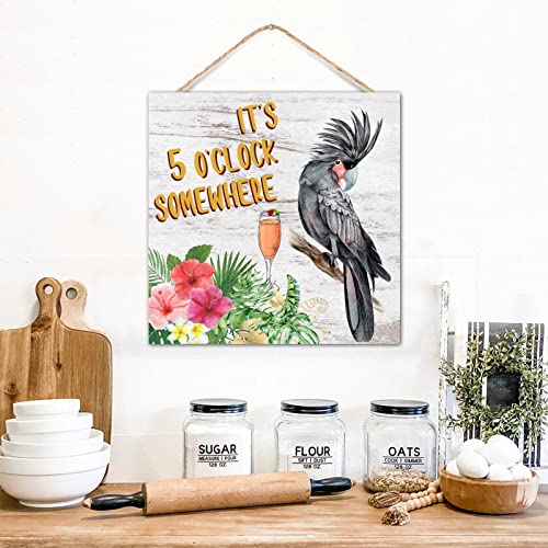 Panneau en bois vieilli chic pour apéritif convivial et décoration de garde-manger moderne