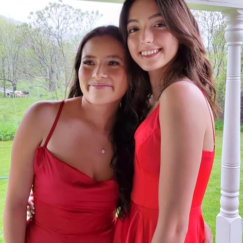 Sister talk with Alessia and Kiran Podcast Por Kiran Tyler arte de portada