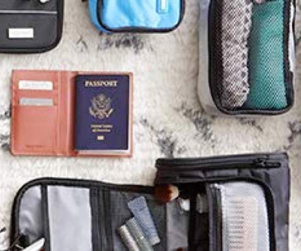 AmazonBasics Classic LeatherPadded MidBack Office Chair