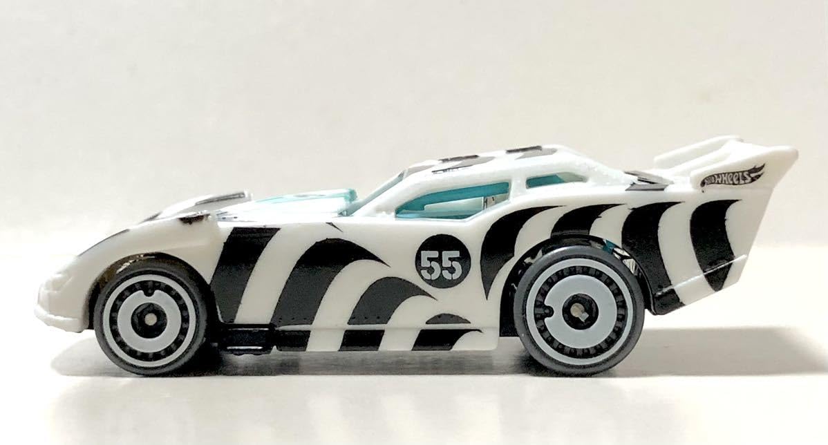 Amazon | レア セット 限定 カラー Maxmum Leeway Oval Dart Track Amazon | レア セット 限定 カラー Maxmum Leeway Oval Dart Track