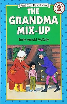 Paperback The Grandma Mix-Up (I Can Read Level 2) Book