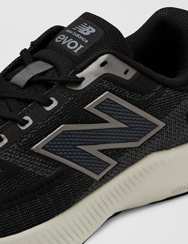 Image of New Balance Men EVOI Running Shoes