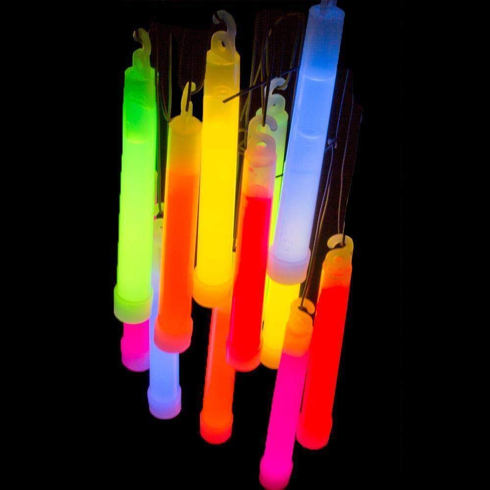 KNIXS 100er Pack Power-Knicklichter/Knicklicht (15cm) inkl. Spezialhaken und Befestigungsband im 6-Farb-Mix Leuchtend für Party, Festival, Outdoor oder als Dekoration