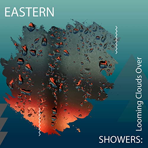 zZz Eastern Showers: Looming Clouds Over the Valley zZz