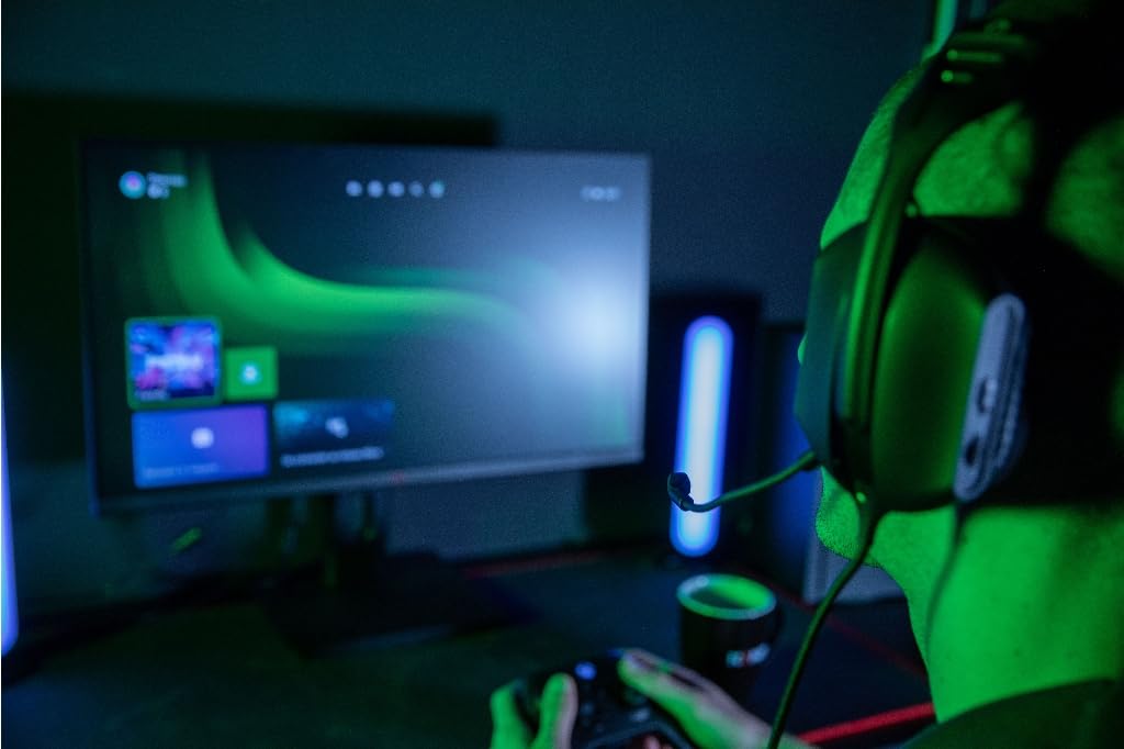 Konix Cuffie da gioco con cavo Skylite ultraleggere 218 g per Xbox One e Series X|S - Altoparlanti da 40 mm - Microfono - Cavo da 1,5 m - Jack da 3,5 mm - Nero