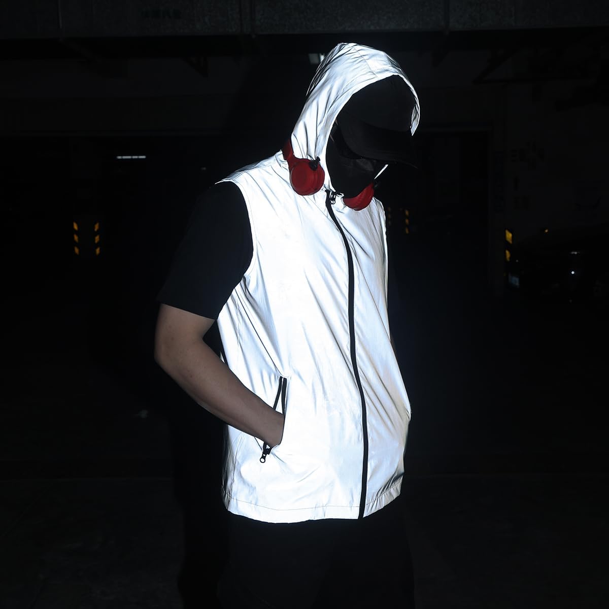 Men's Outdoor Night Running, Cycling, Hiking, Fishing Stage Couple Reflective Hooded Sleeveless Vest Jacket - Image 2