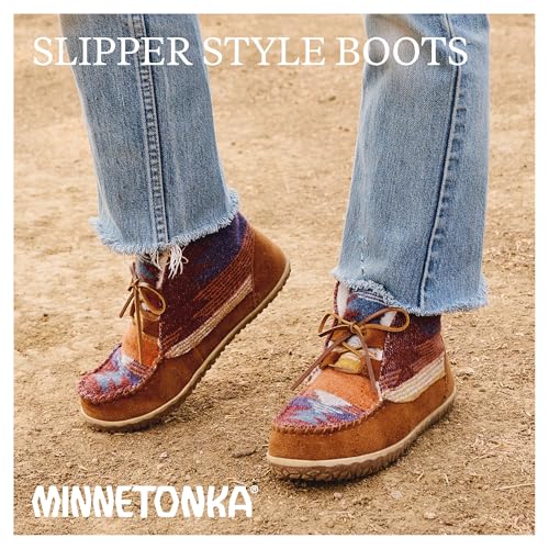 Image of Minnetonka Women's Torrey Bootie Slipper