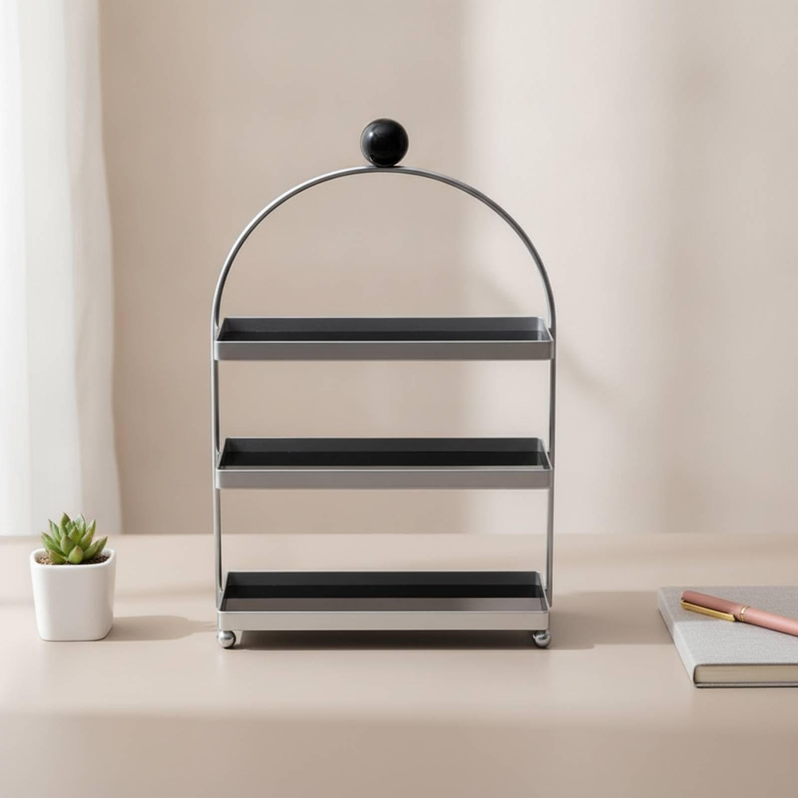 Organizer da Tavolo a Tre Livelli Salvaspazio Scaffale a Tre Livelli Verticale Espositore con Struttura in Metallo per Scrivania, Bianco Latte, Rosso, Tre Strati Con Sfera Rossa