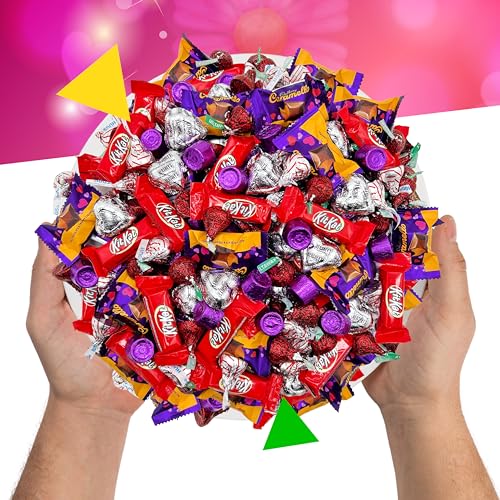image for LAETAFOOD Mother's Day Candy Assortment - HERSHEY’S KISSES, HERSHEY