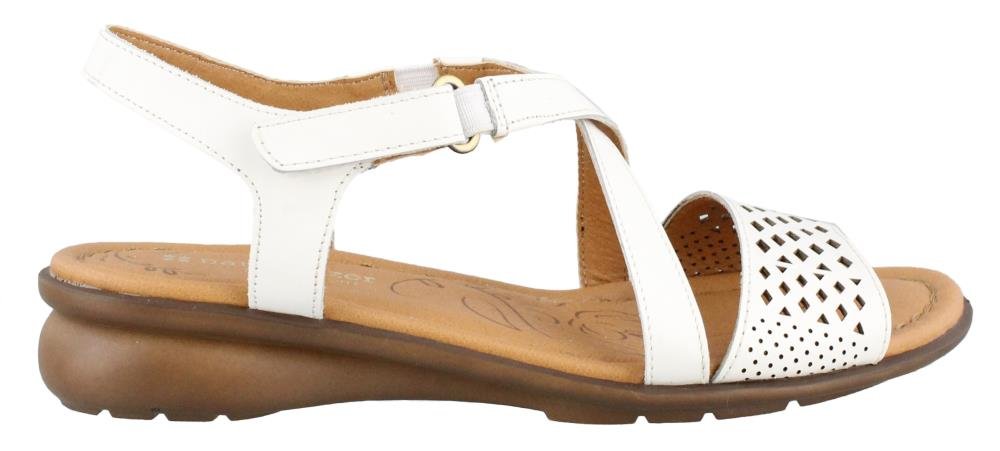 Naturalizer Women Janessa Flat Sandal