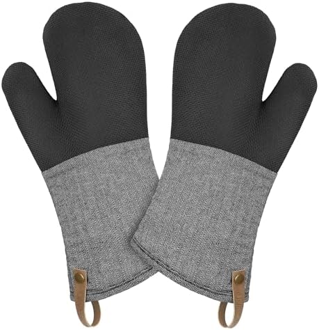 Cuisinart Heritage Kitchen Oven Mitts – Heat-Resistant Kitchen Mitts for Oven with Non-Slip Neoprene Palm, Long Cuff, and Cotton Filling – Durable Oven Gloves for Cooking, Baking, & Grilling