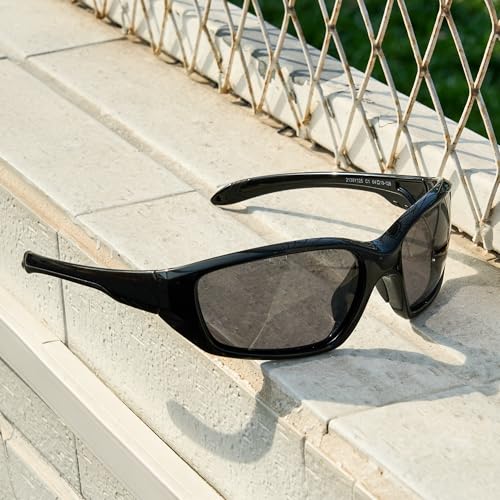 Cyxus Polarized Sunglasses for Men Women Trendy Sunglasses UV Protection for Driving Fishing Traveling P15933