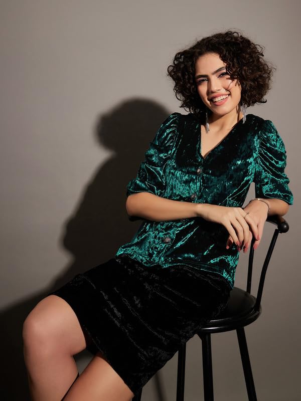 Image of SASSAFRAS Emerald Velvet Front Button Top