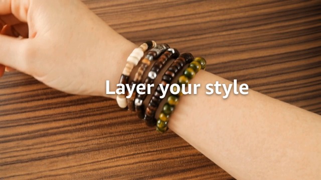 Set de 5 pulseras de cuentas de madera con encanto y borla miniatura 7