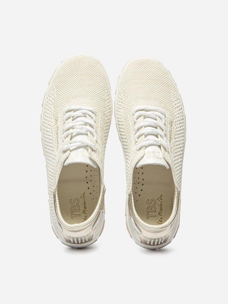 TBS Jazaria Segelschuh, Tennis Knit Eco PET, Chine Blanc + Gold, Wechselfußbett, H7L97 Weiß