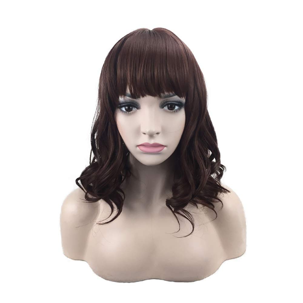 Perruque cheveux bouclés marron : la solution volume pour cheveux fins