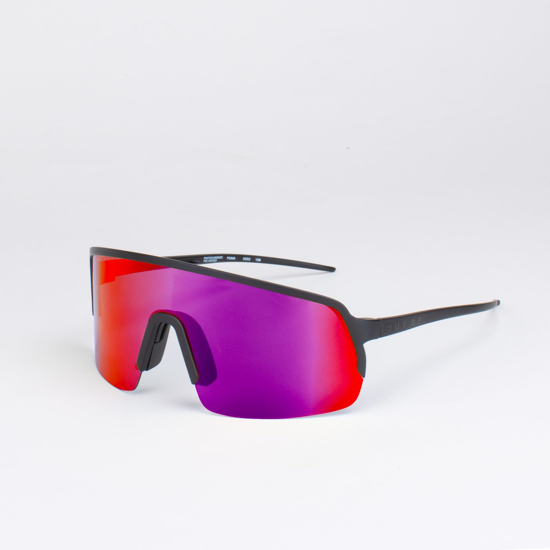 Out Of - Piuma, occhiali da sole sportivi con lenti fotocromatiche polarizzate, made in Italy