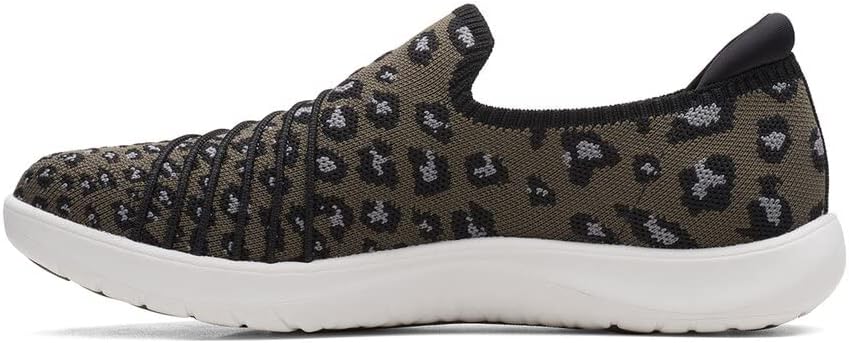 Clarks Adella Step Women's Slip On 11 B(M) US Olive
