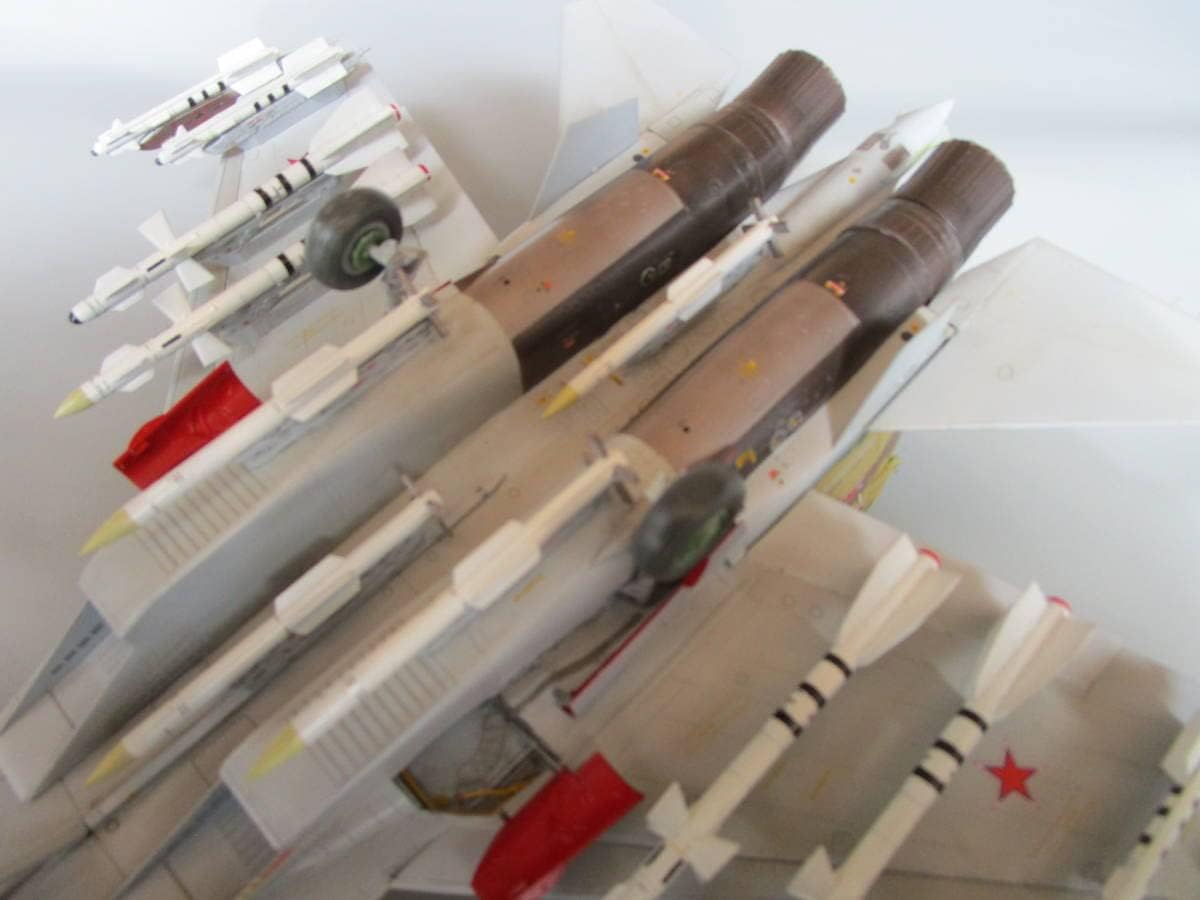 グレートウォールホビー1/48「スホーイSu-35」完成品 完成品！ 1/48 ロシア空軍 スホーイ Su-35s グレートウォールホビー1