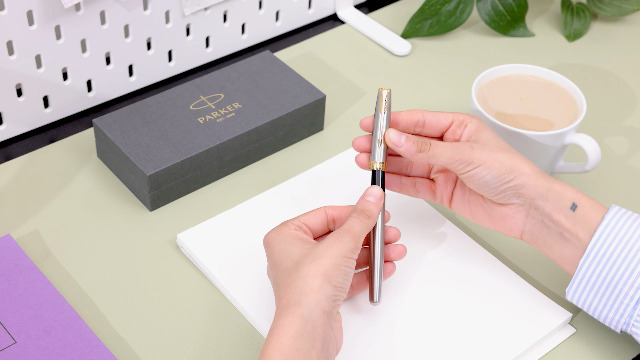 PARKER Sonnet Kugelschreiber Geschenkset – Mattschwarz Mit Palladium-Zierteilen Und Lederetui