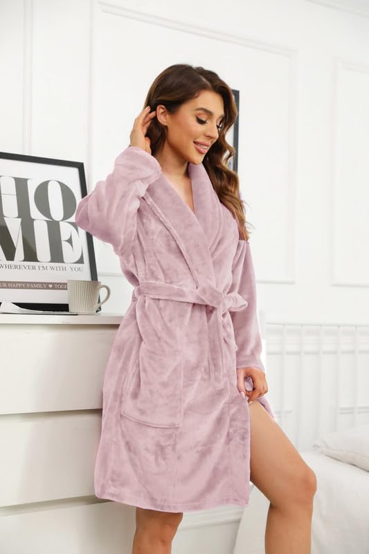 Image of U2SKIIN Women Fleece Robe, Short Cozy Plush Robes for Womens Soft Shawl Collar Warm Spa Bathrobe