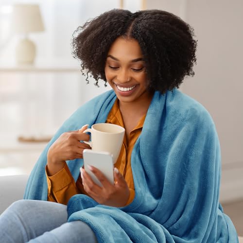 Image of Utopia Bedding Fleece Blanket King Size Washed Blue 300GSM Luxury Fuzzy Soft Anti-Static Microfiber Bed Blanket (90x102 Inch)
