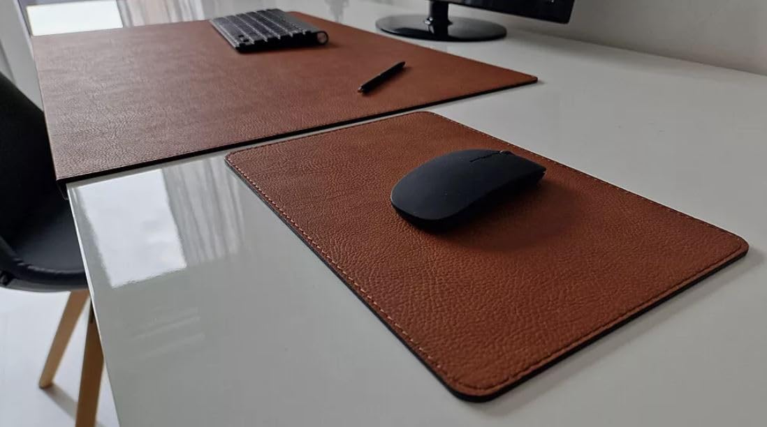PM Schreibtischunterlage Just Leder mit Mauspad in 3 Grössen und in 7 Farben (Cognac Braun, 70cm x 50cm)