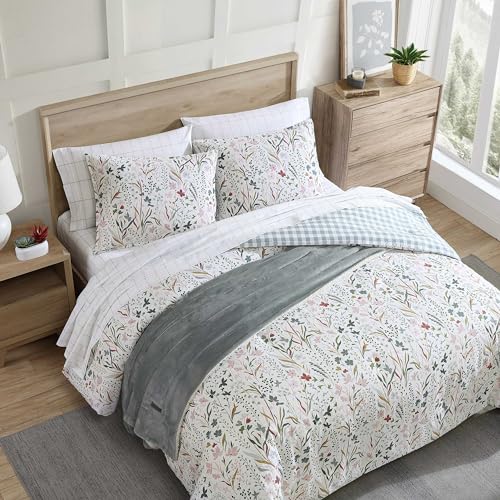 Image of Eddie Bauer - King Comforter Set, Reversible Cotton Bedding with Matching Shams, Classic Floral Home Decor with Plaid Reverse (Woodland Forest Grey, King)
