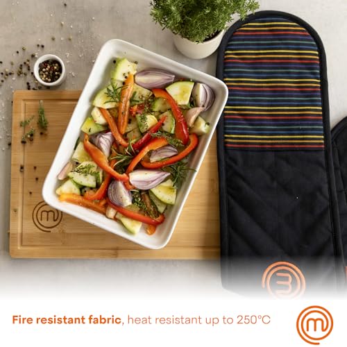 MasterChef Oven Gloves Heat Resistant, Double Oven Gloves Made from Cotton with Official Show Logo & Hanging Loop, Attached Oven Mitts, Machine Washable, Heat Proof Pot Holders for the Kitchen, Vivid - Image 4