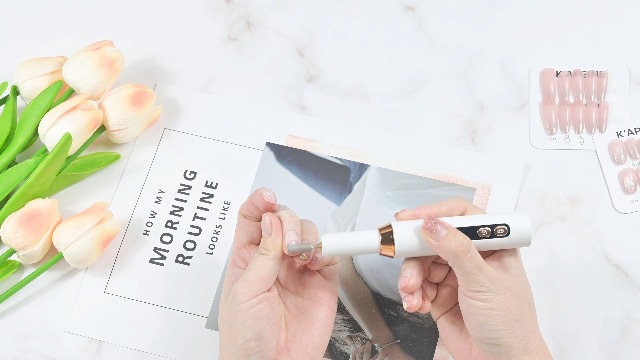 Amazon.co.jp: 【2026新型ネイルマシン】コードレス電動ネイルドリル