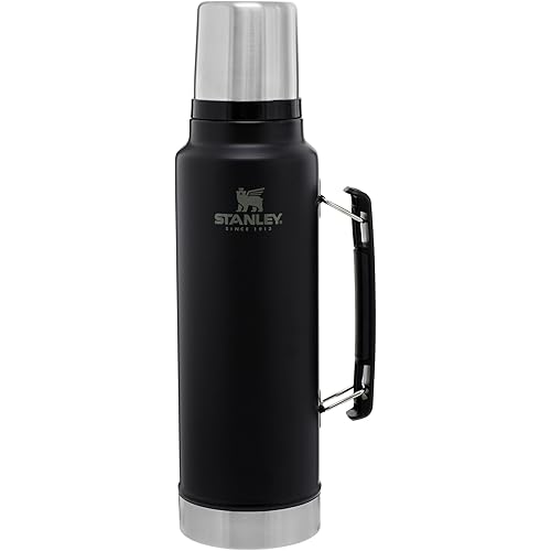 Stanley Classic Legendary Classic Bottle 1.5QT Matte Black