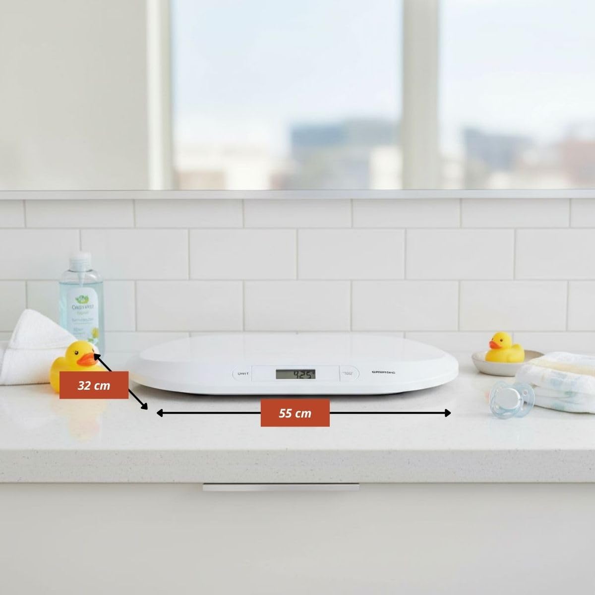Grundig Bilancia Neonato Digitale - Precisione 10 Grammi - Max 20 Chili - Bilancia Pesapersone Digitale Funzione Tara - Neonato Accessori Utili Bilanciamo - Bianco
