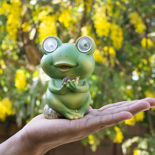 Garden Solar-Powered Resin Adorable Frog Statue – Perfect Outdoor and Indoor Decor with Auto Light-Up Eyes (Snail) — photo — 6 of 9