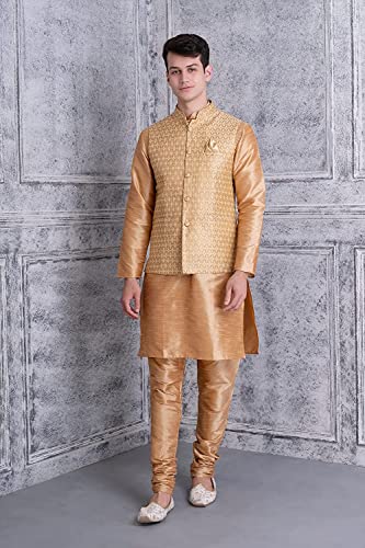 Image of Uri and MacKenzie Men's Silk Blend Kurta Churidar Pyjama with Stylish Nehru Jacket