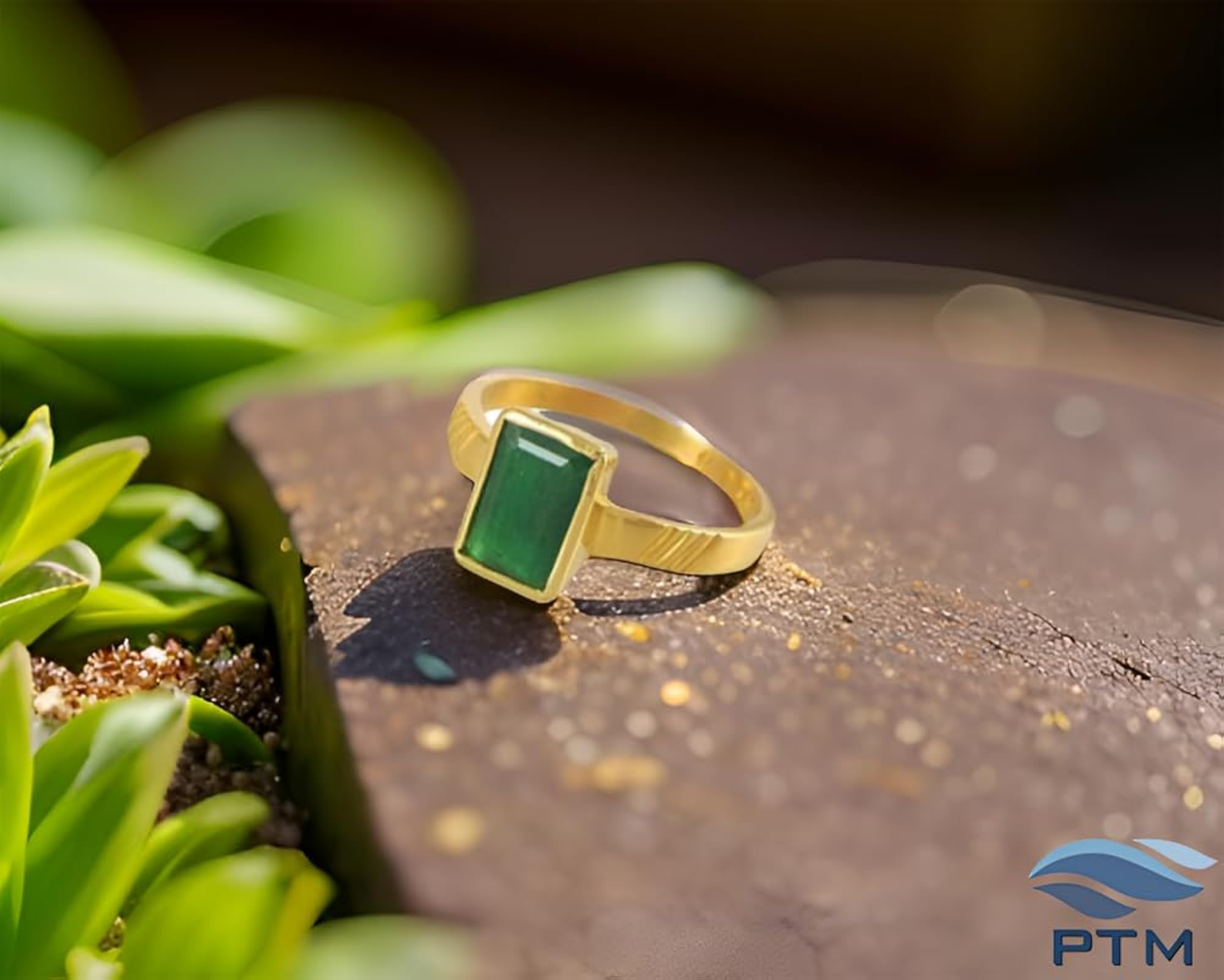 Panchdhatu Emerald Certified Gemstone Gold Plated Ring