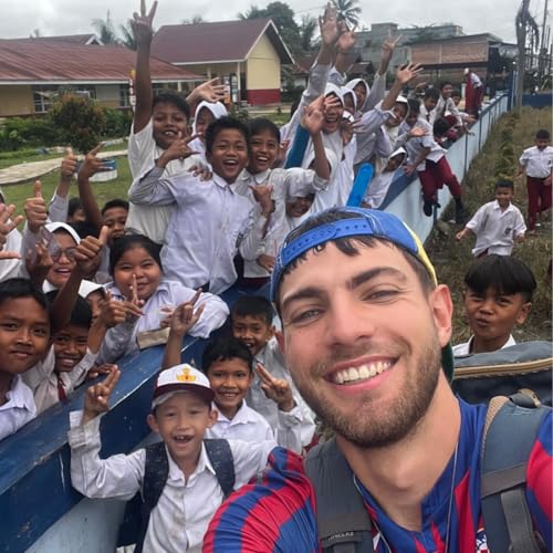 De LYON à SYDNEY en STOP - Florian (Helicopstop)